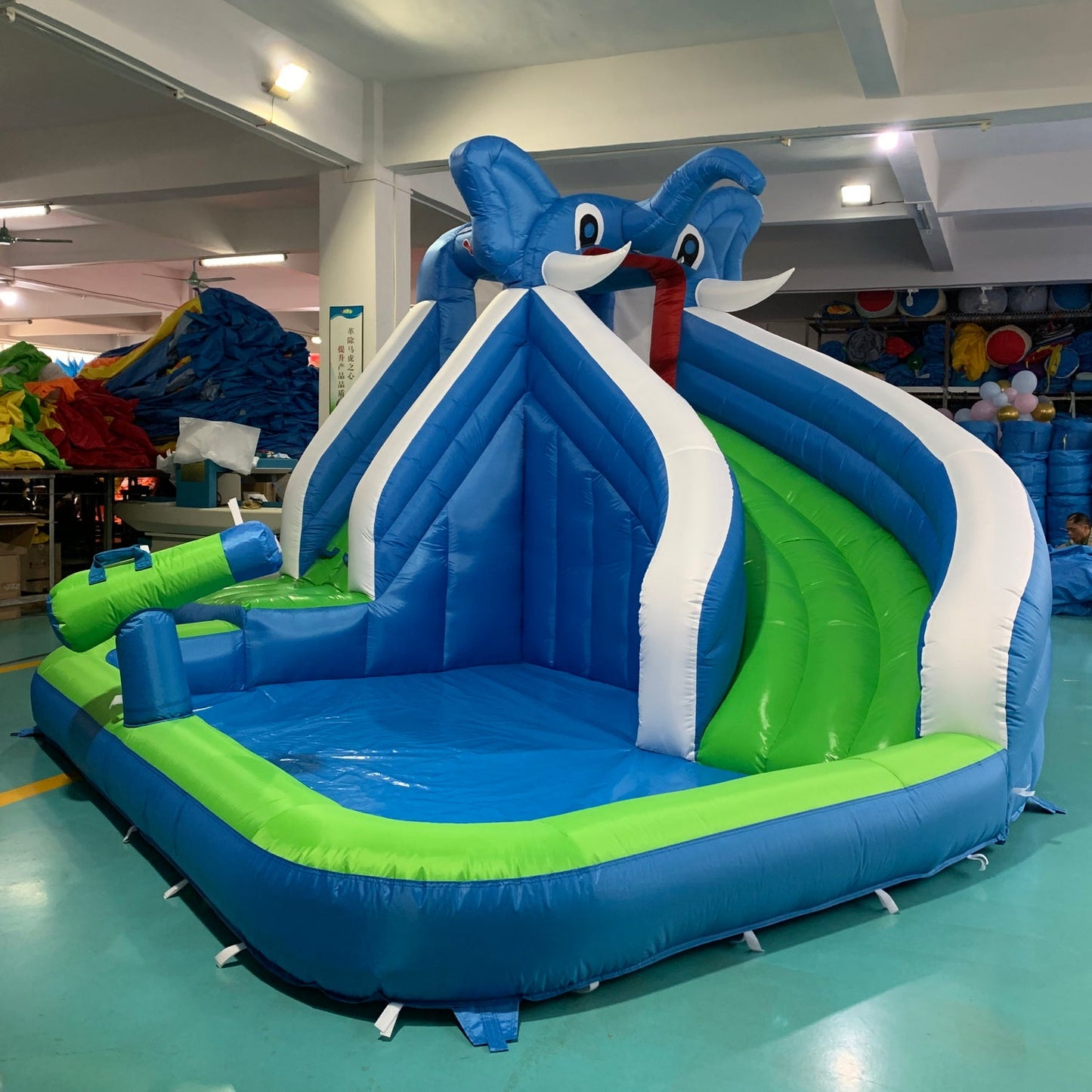 YARD Elephant Inflatable Water Slide for Child